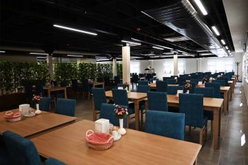 Edifícios comerciais e de gestão